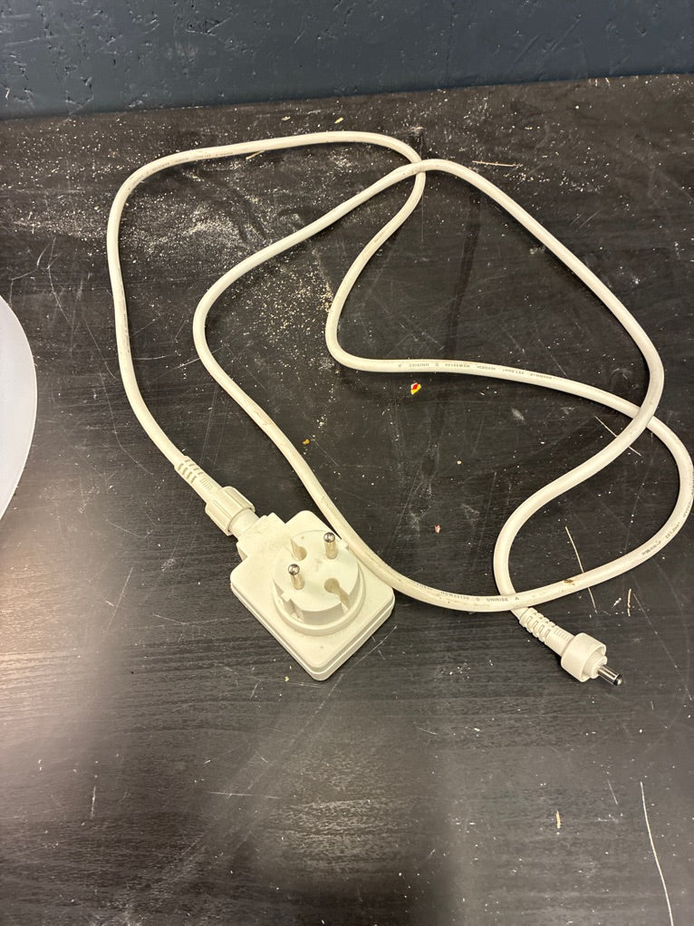 Lampe/stol med opladning